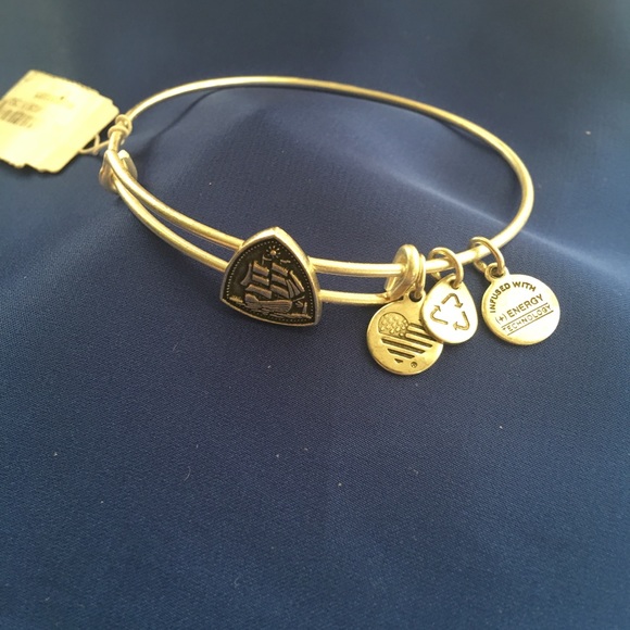 ALEX AND ANI STEADY VESSEL SLIDE BRACELET - Picture 4 of 5